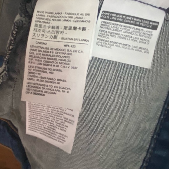 Levi’s black corduroy jacket circa 2002 - Picture 7 of 7